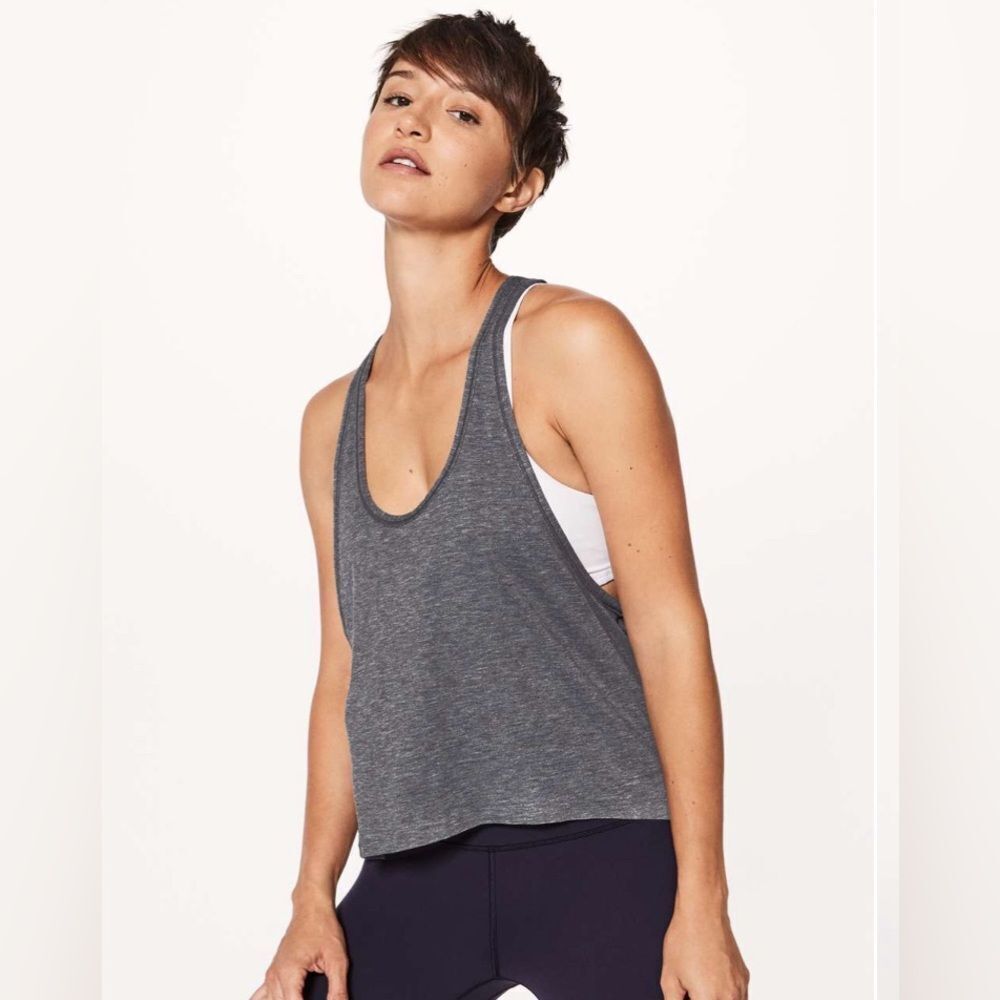 Lululemon Intended Tank size 6 see measurements Heathered purple